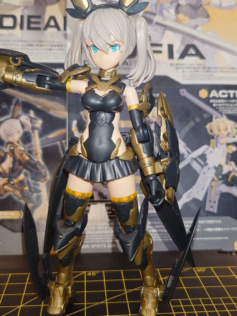 30MS SIS-F00 ユフィア & SIS-Tc20g ツキルナ 素組