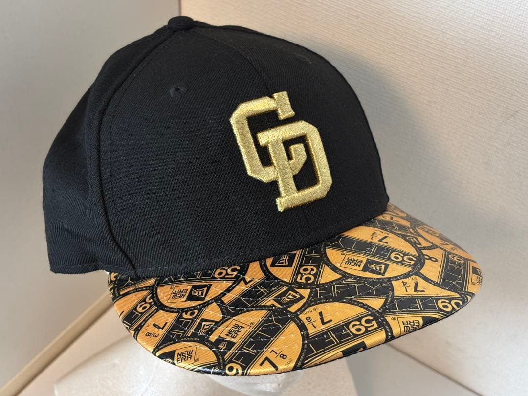 コラボ/中日ドラゴンズ/限定/キャップ/帽子/ニューエラ/ステッカー/ゴールド