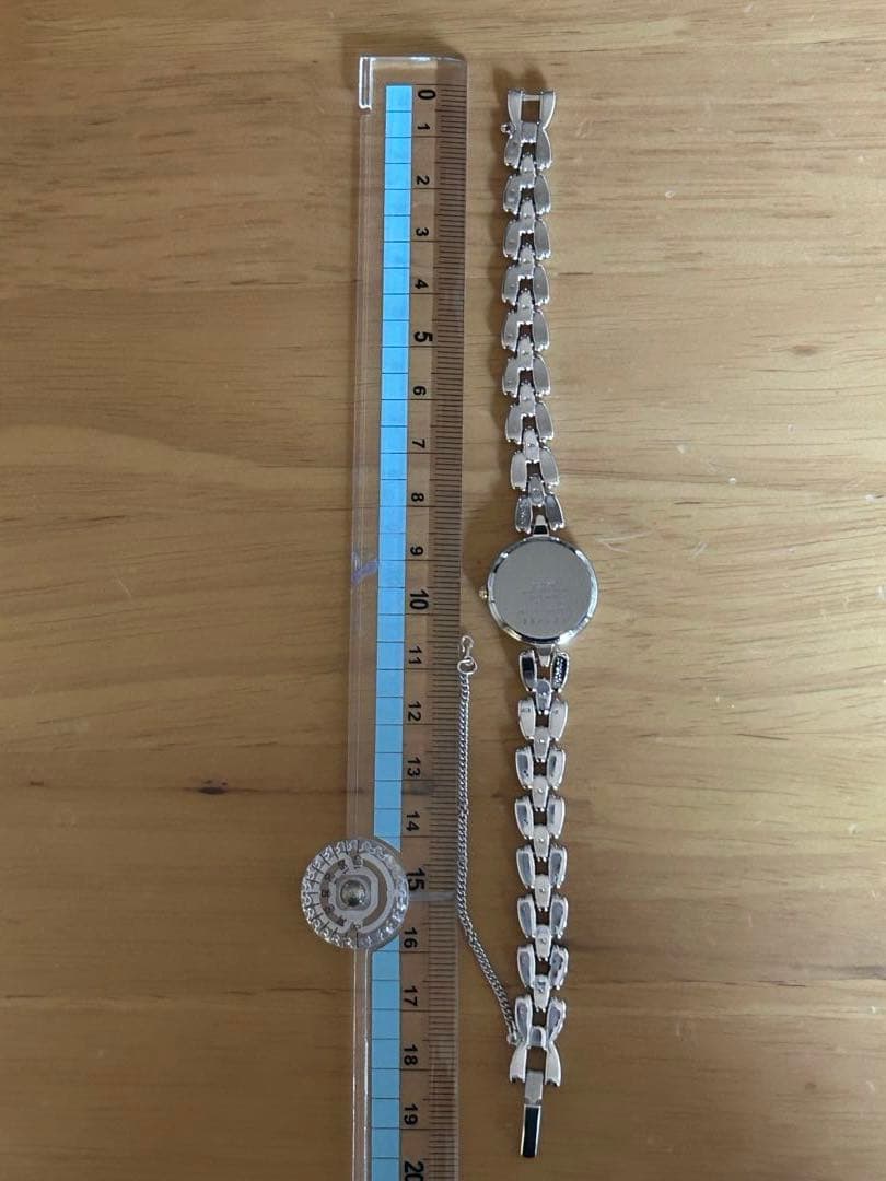 美品SEIKO TISSÉ 4N21-0740シルバー/ゴールド