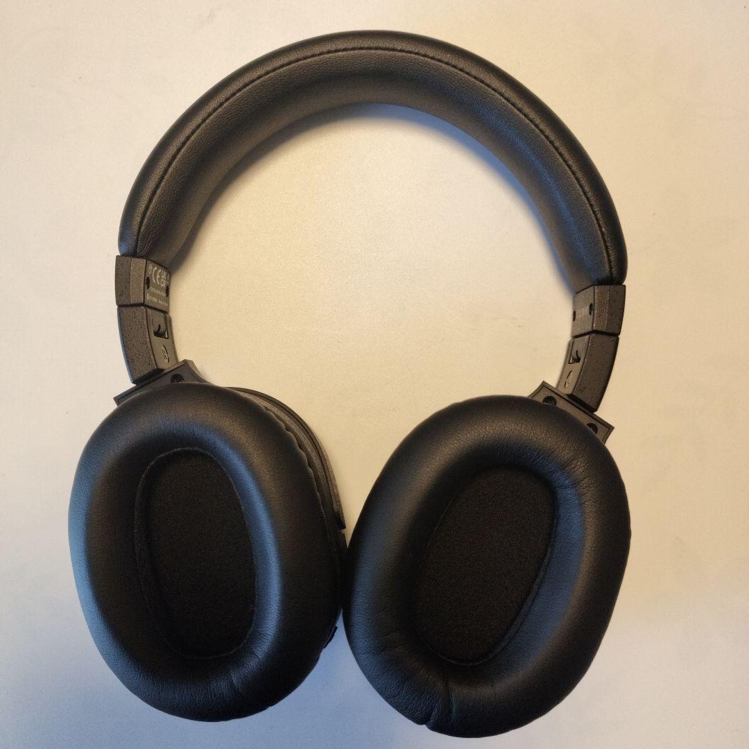 【美品】final UX3000 ワイヤレスヘッドホン ブラック