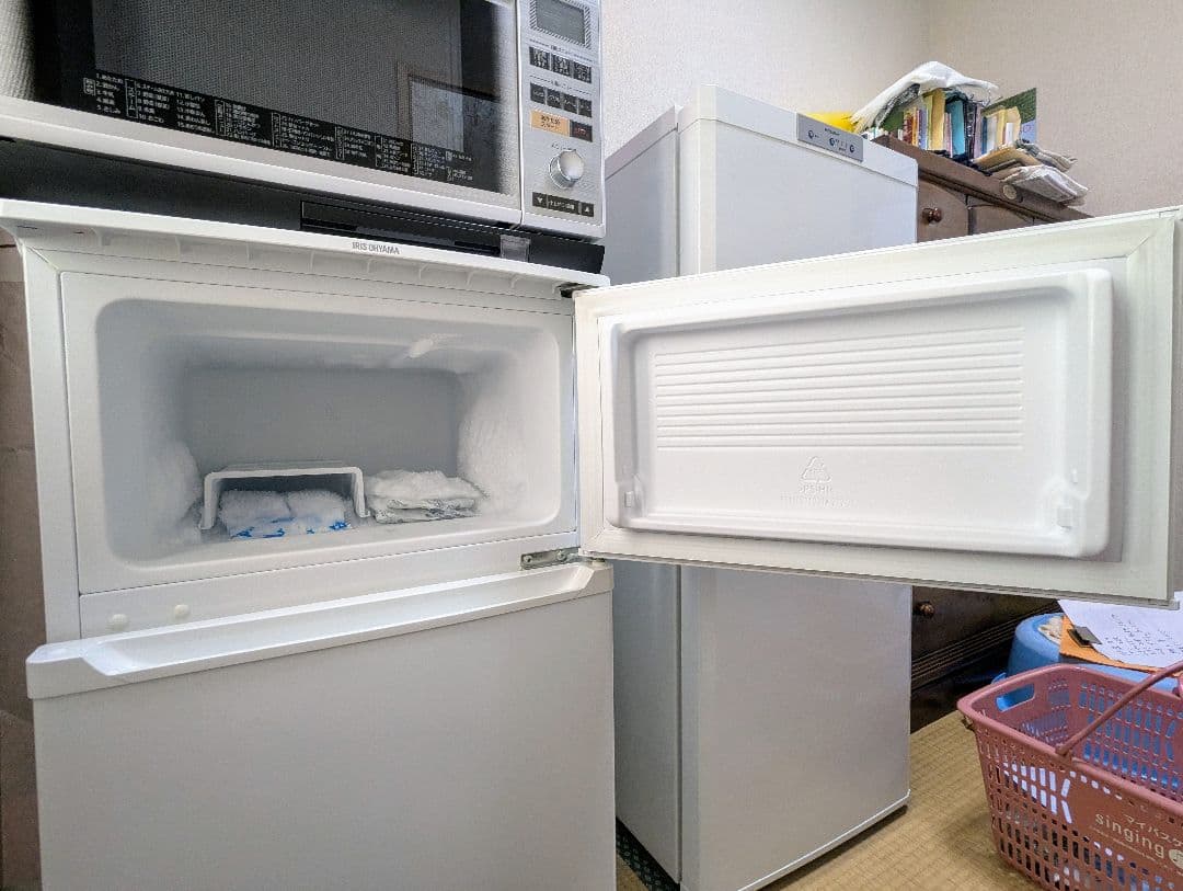 【7/15廃棄】アイリスオーヤマ ノンフロン冷蔵冷凍庫 90L 2017年 単身