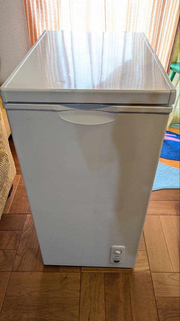 SKジャパン　ノンフロン冷凍庫