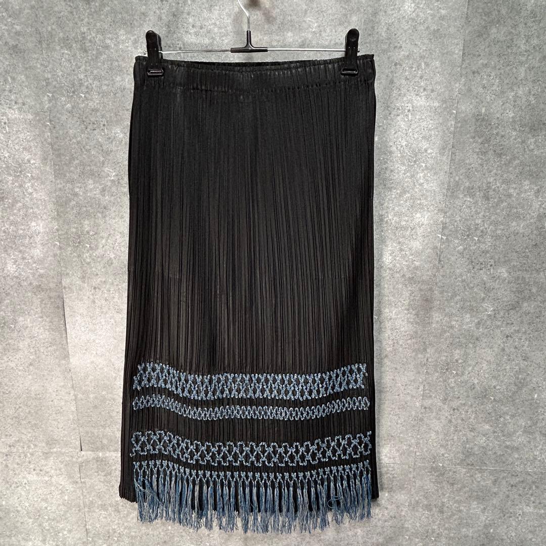 （1月3日まで限定） ISSEY MIYAKE PLEATS PLEASE 美品