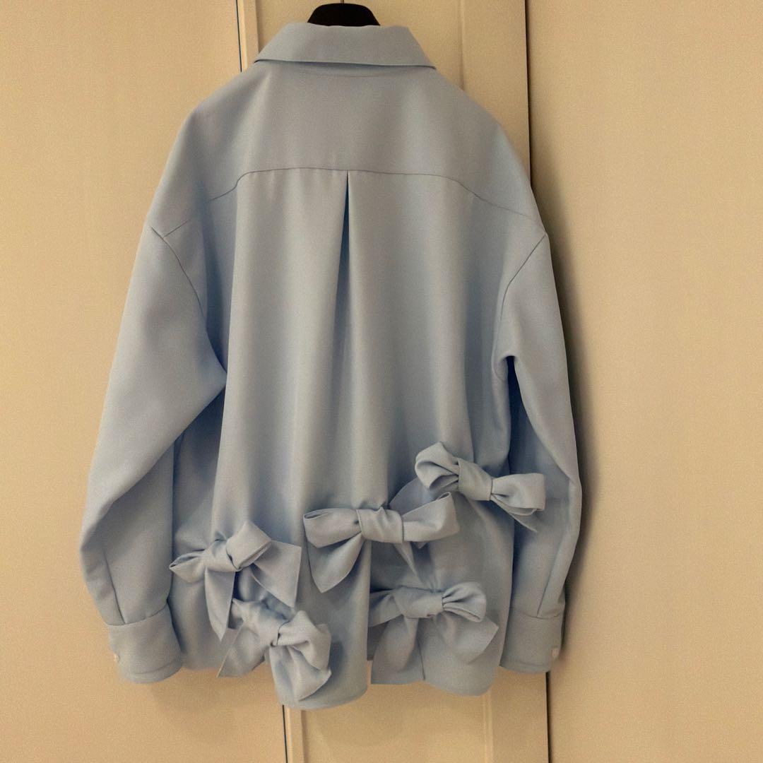 THETOE Kordela Twist Shirt リボン シャツ ブルー