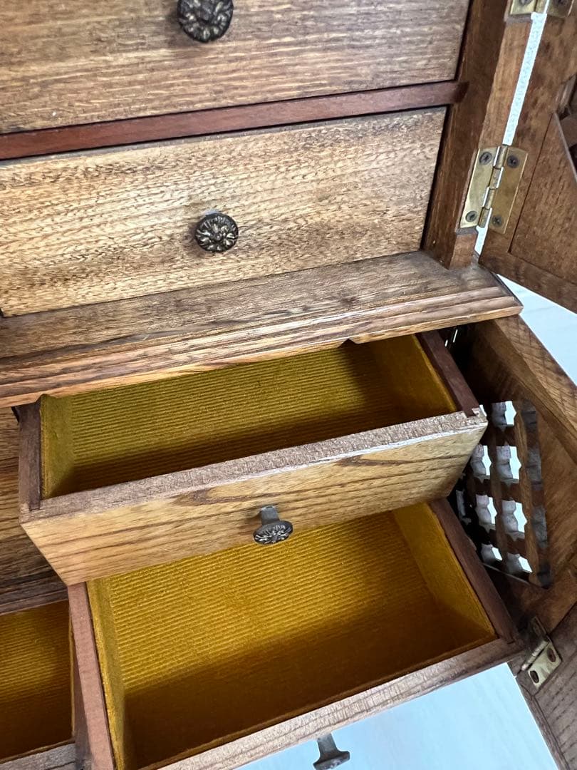 【即購入OK】木製 引き出し 透かし彫り アンティーク