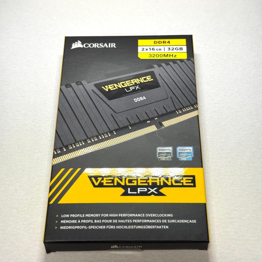 メモリー CORSAIR 32GB DDR4 3200MHz