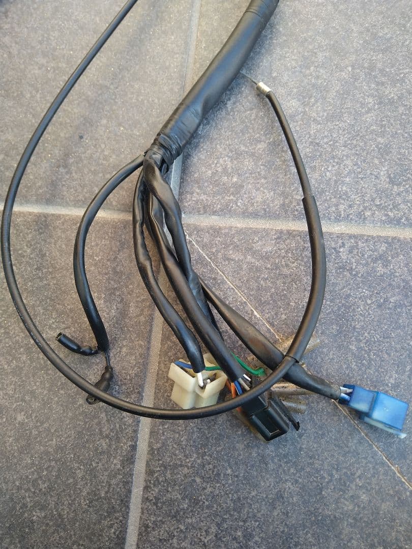 バイク　ハンドルスイッチ