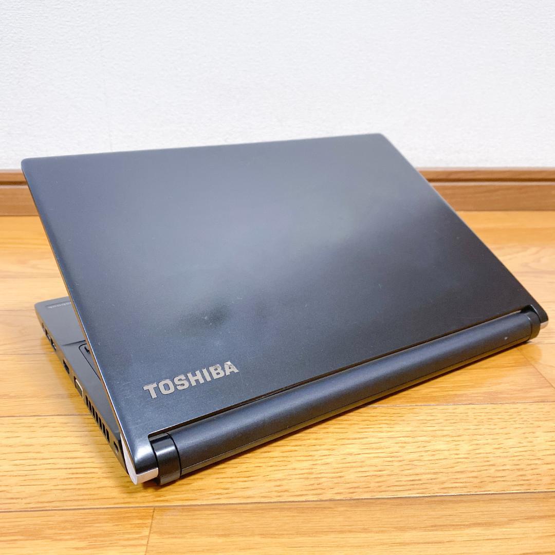 メモリ16 SSD256 7世代i3 すぐ使える東芝ノートパソコン 小型 軽量