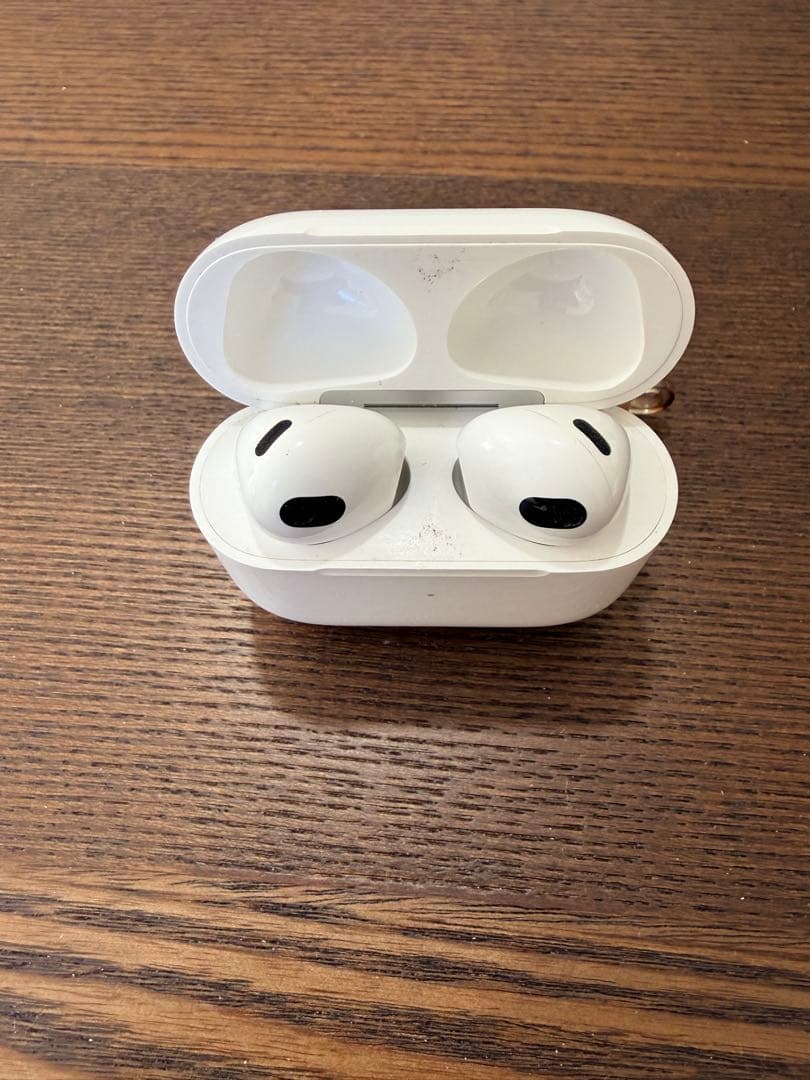 AirPods本体 A2564 第三世代