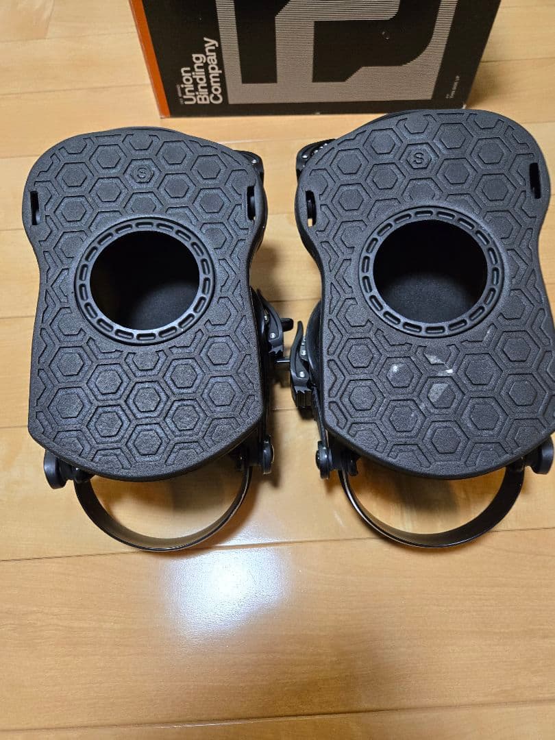 UNION スノーボードビンディング コンタクトプロ　バインディング　ユニオン