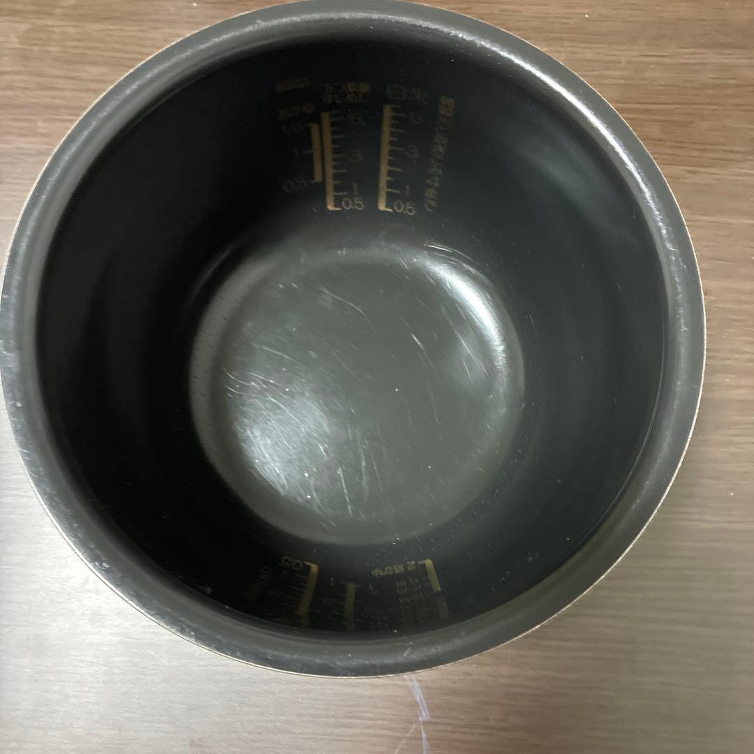 象印 炊飯ジャー STAN ホワイト NWーSA10 2022年製