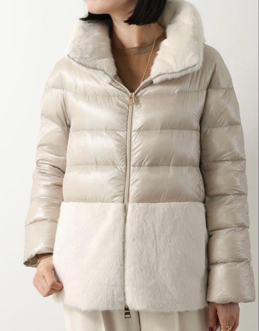 【八菜】HERNO ベージュ ダウンコート エコファー 素材切替ダウン