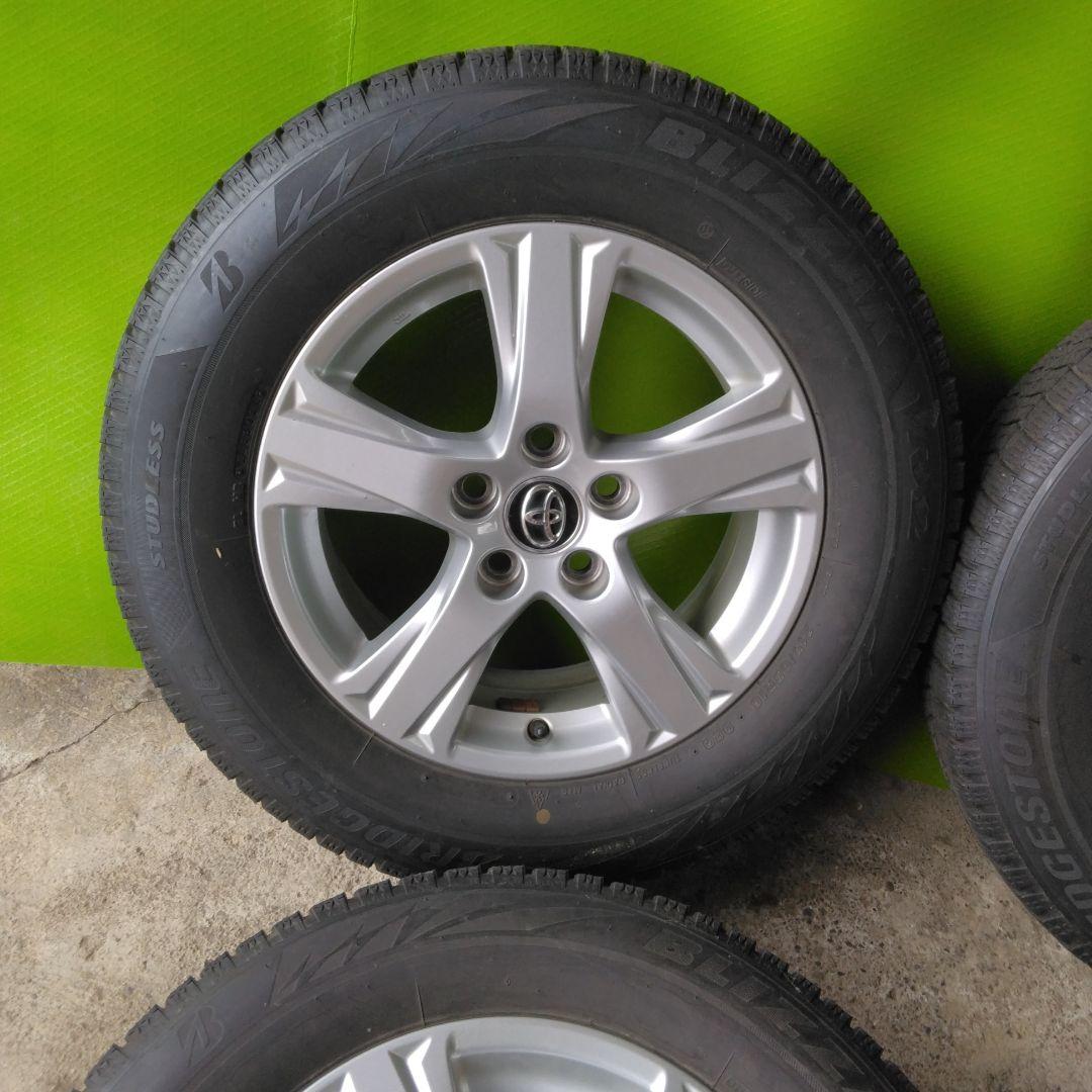 アルファード30　スタッドレスタイヤ　中古