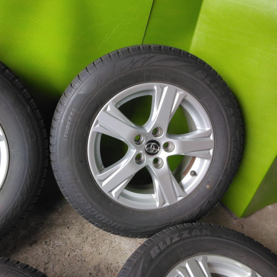 アルファード30　スタッドレスタイヤ　中古