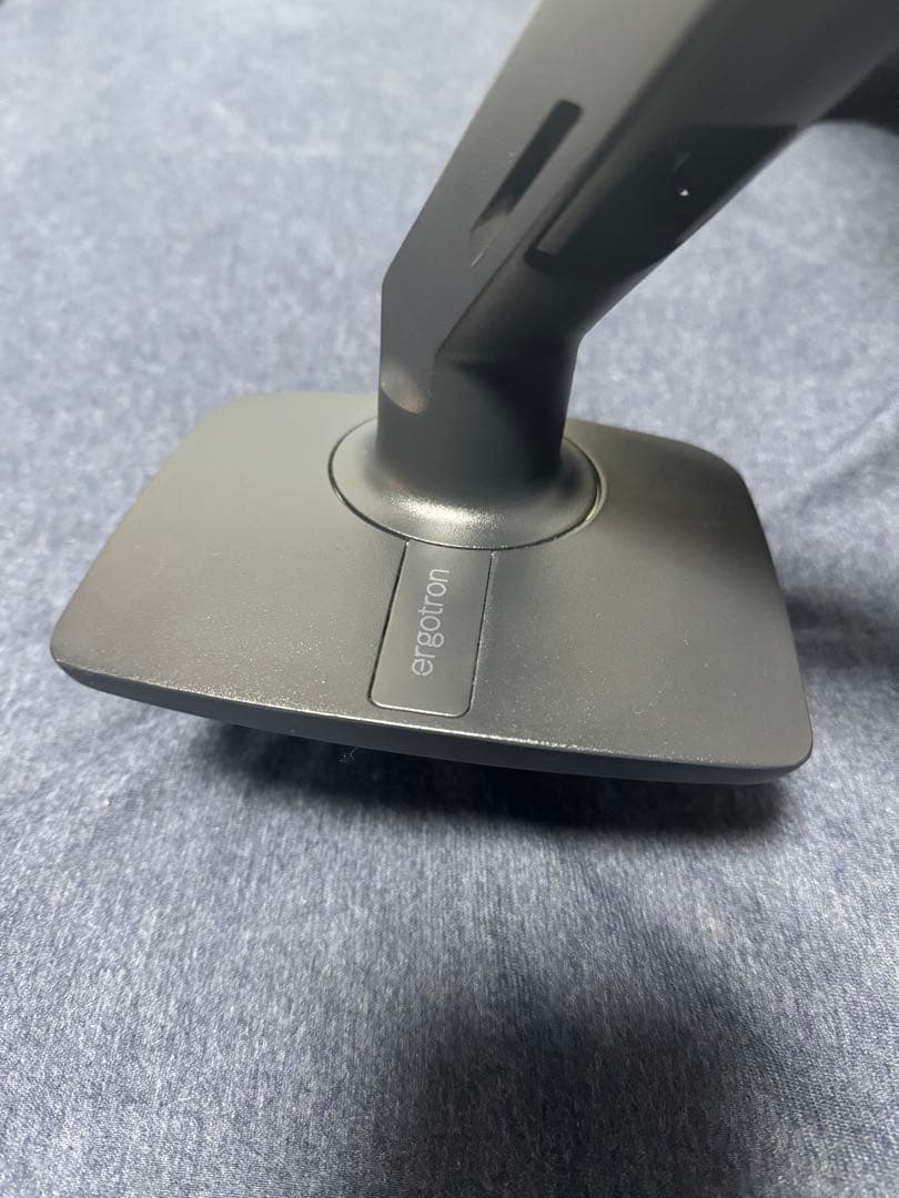 エルゴトロン モニターアーム　XMV クイックリリースブラケット付き