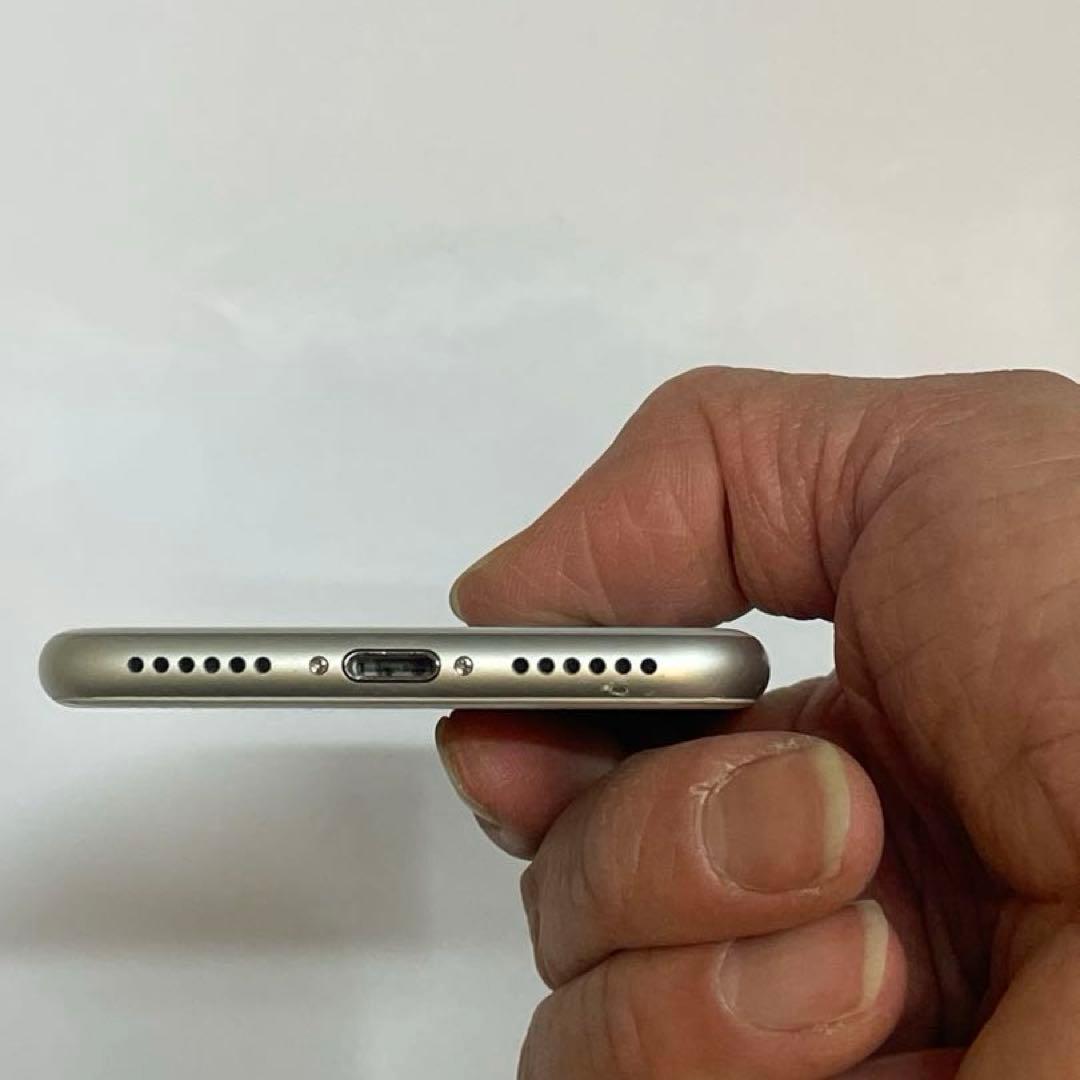 iPhone 8 ホワイト 64GB Apple純正品