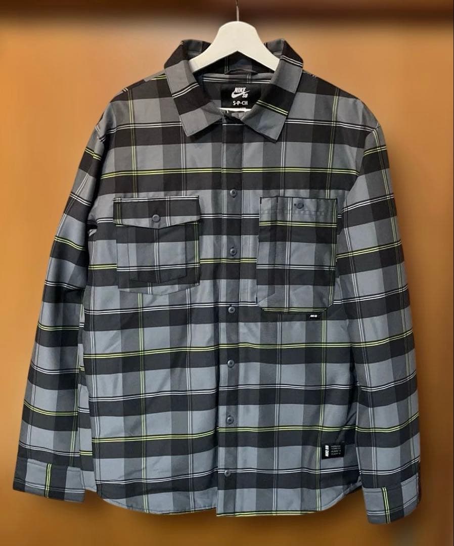 未使用　NIKESB ナイキエスビー　スノーボード　ウェア　チェック　ダウン