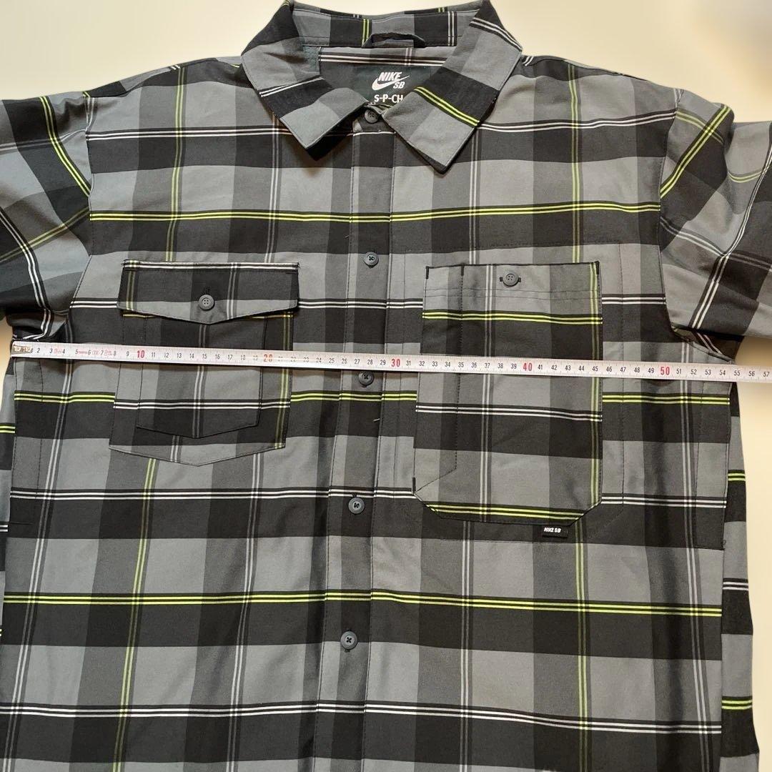 未使用　NIKESB ナイキエスビー　スノーボード　ウェア　チェック　ダウン