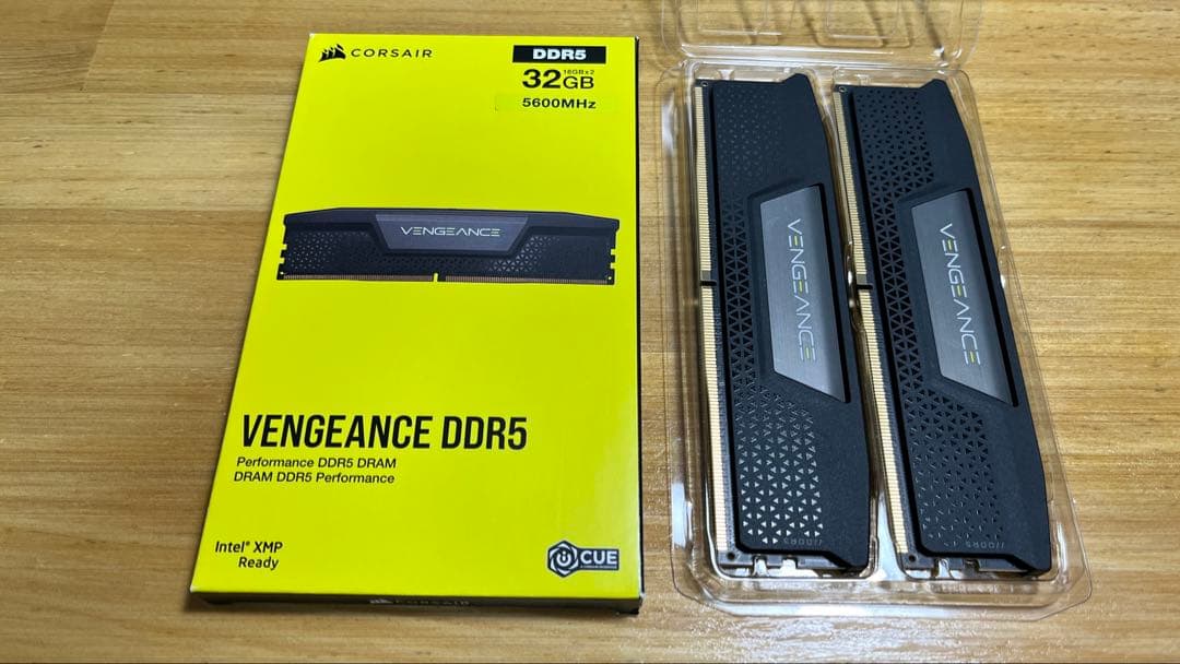 メモリ　CORSAIR DDR5 32GB 5600MHz VENGEANCE