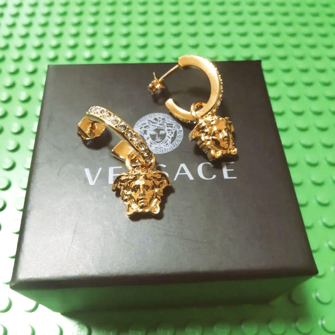 【正規新品未使用】VERSACE ゴールド メデューサヘッド ピアス