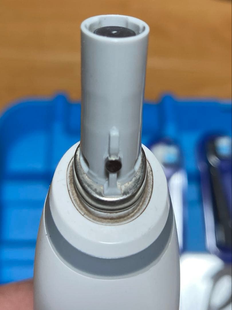 Oral-B iO 電動歯ブラシ本体＋替ブラシ4個