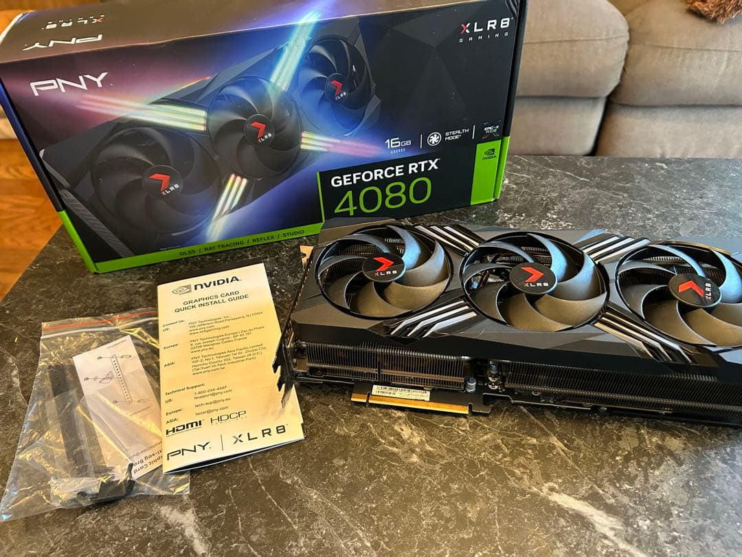 PNY GeForce RTX 4080グラフィックボード