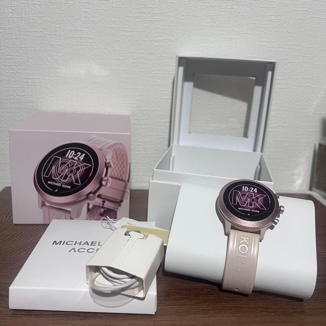 MICHAEL KORS スマートウォッチ ピンク