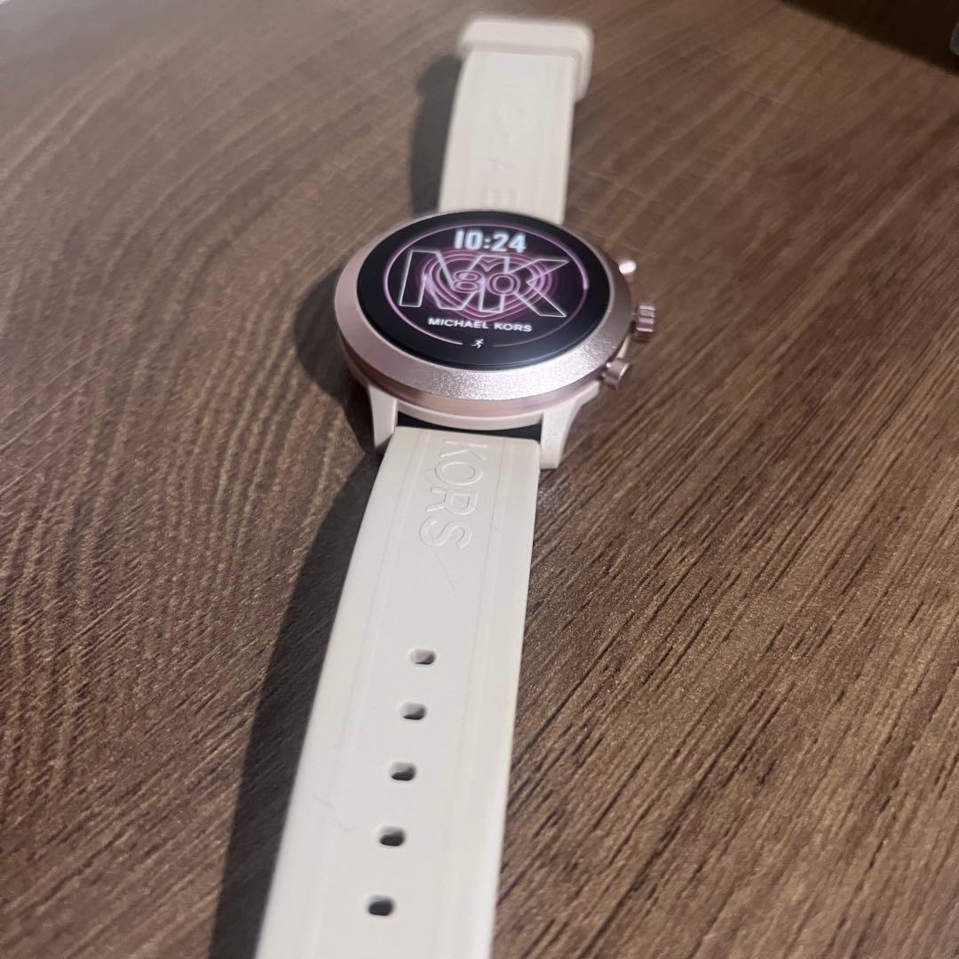 MICHAEL KORS スマートウォッチ ピンク