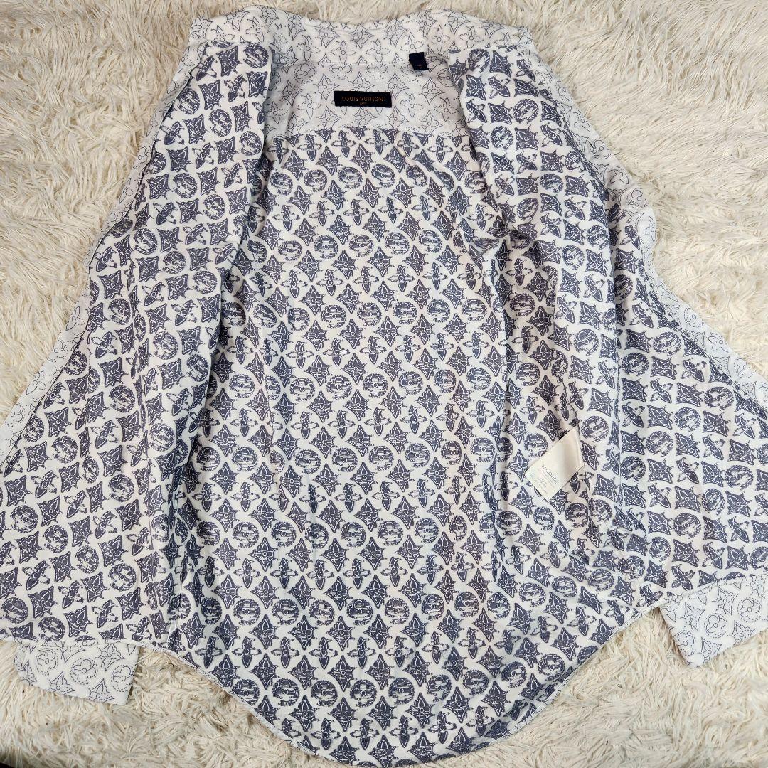 21AW 極美品　ルイヴィトン　長袖シャツ　モノグラム　白　着用感XL フラワー