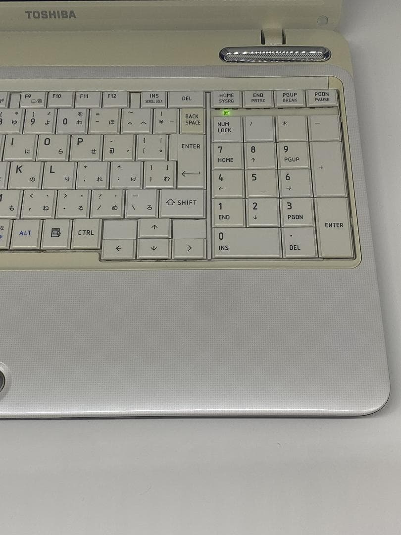 【東芝】高性能Core i7/SSD120GBノートパソコン C6