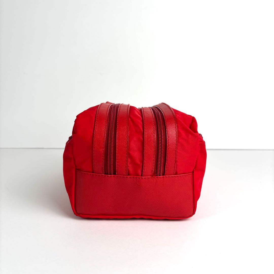 極美品 PRADA セカンドバッグ ポーチ 三角ロゴ ナイロン サフィアーノ