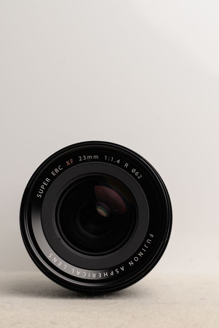 値↘︎FUJIFILM (富士フイルム）XF23mm F1.4 R 角フード付