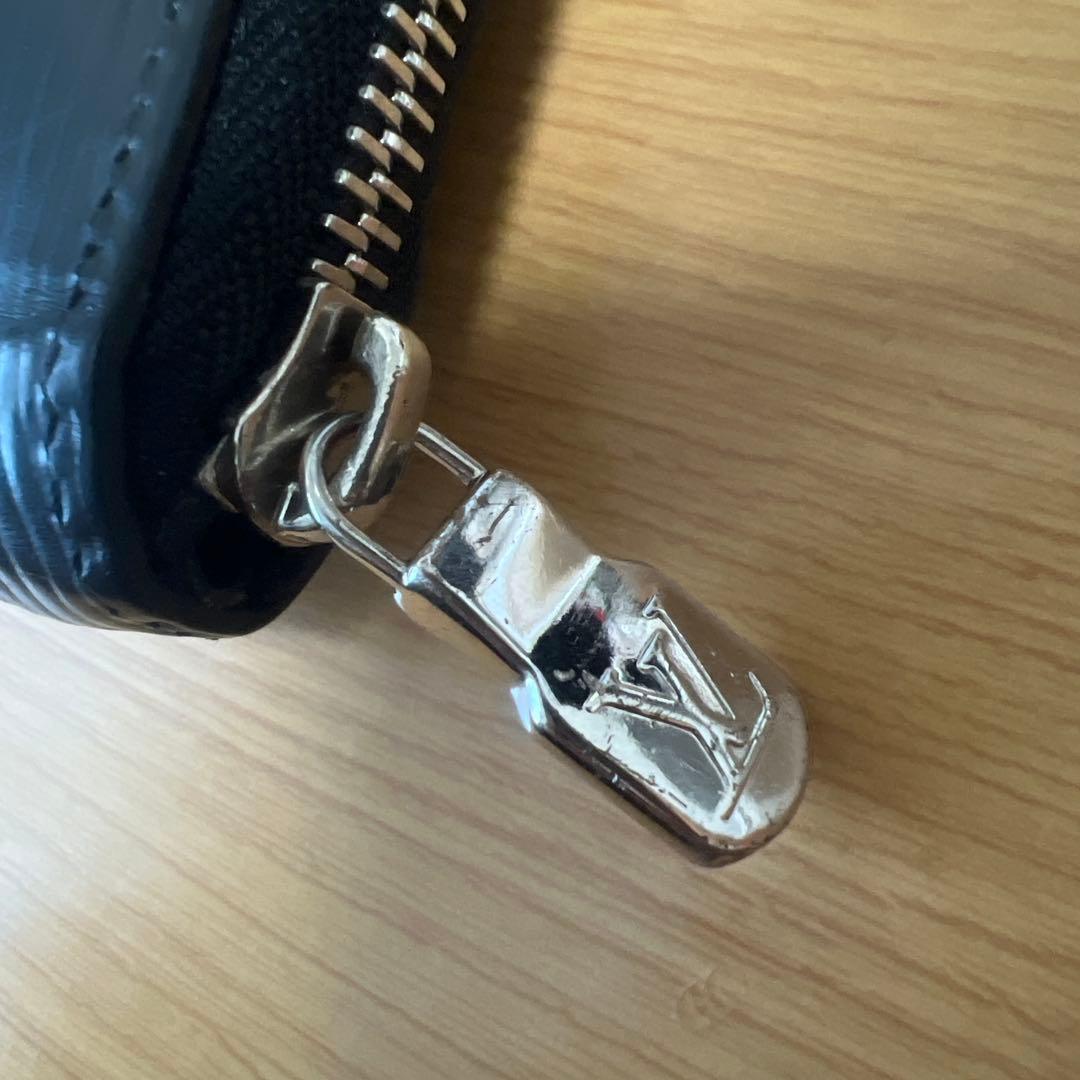 マグロ隊値下げ！Louis Vuitton ブラック エピレザー 長財布