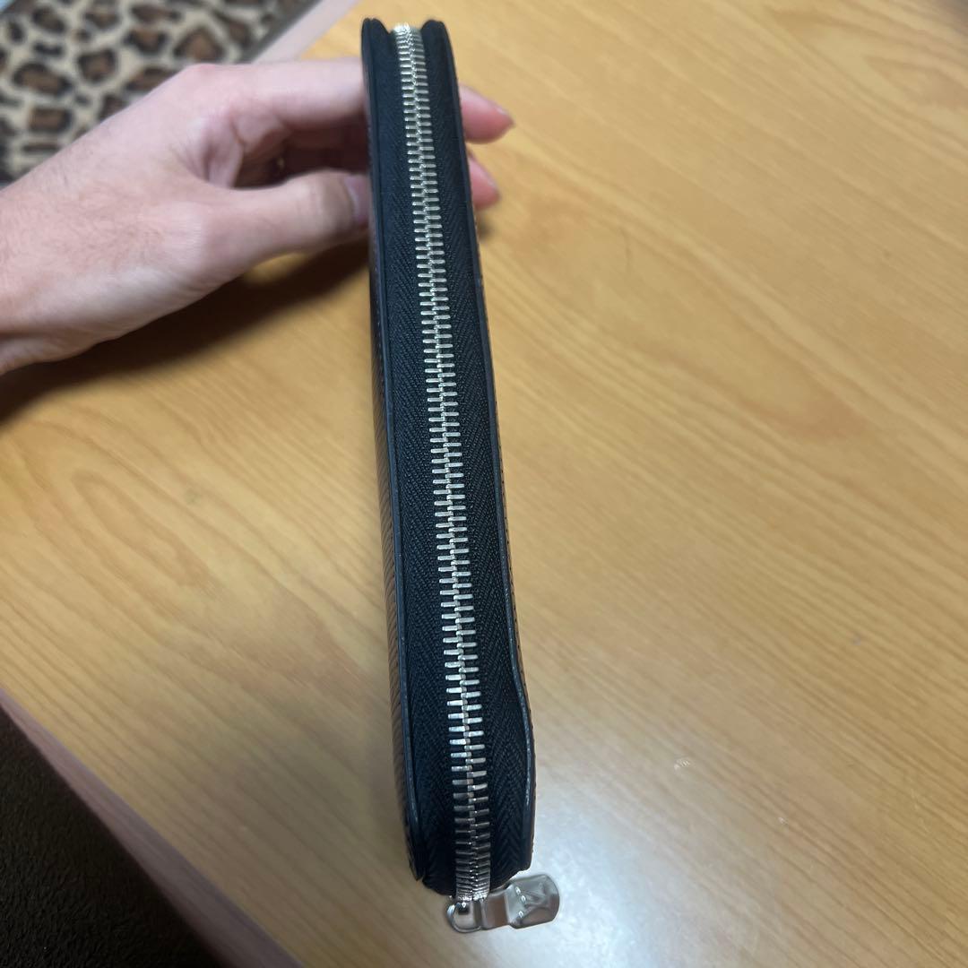 マグロ隊値下げ！Louis Vuitton ブラック エピレザー 長財布