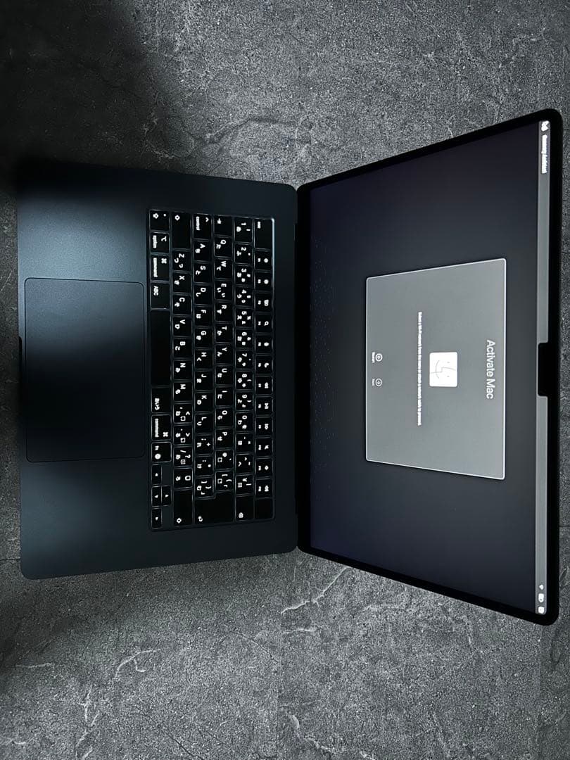 美品　MacBook Air M4 15インチ