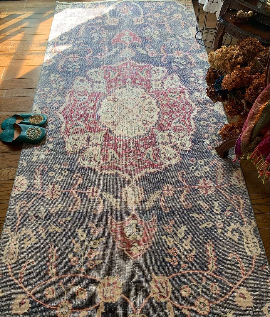 大判　ロング　251×112 トルコヴィンテージラグ　インディゴ　ローズレッド