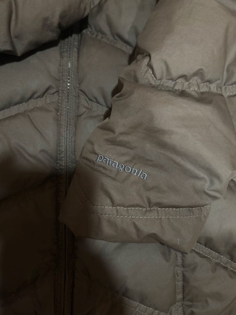 最終セール　パタゴニアフード付きダウンジャケットコート
