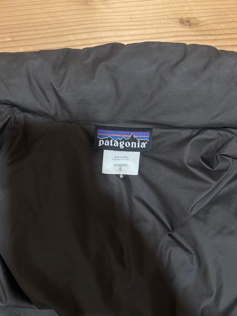 最終セール　パタゴニアフード付きダウンジャケットコート