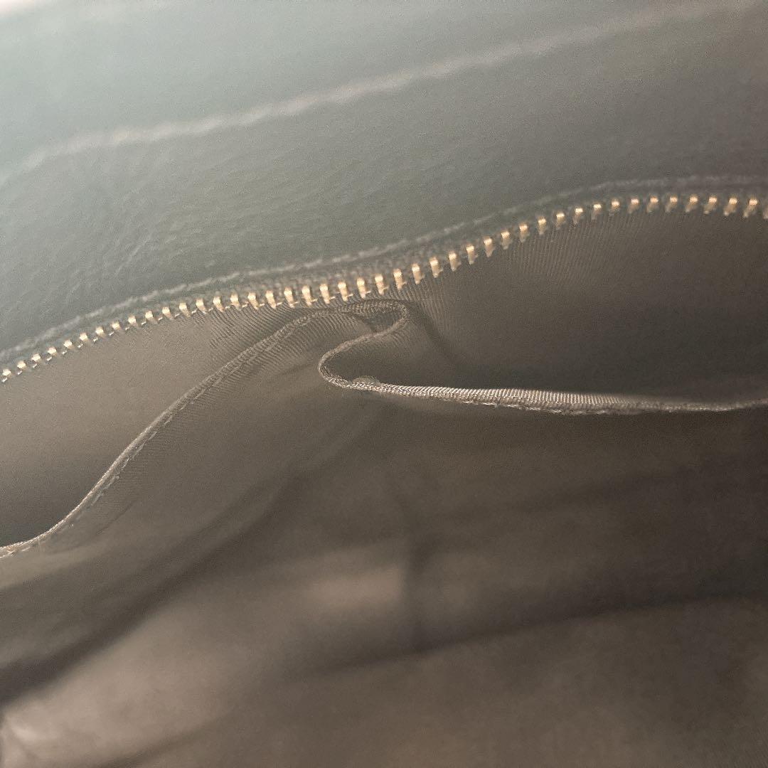 SHIPS 黒 レザー トートバッグ A4収納 シップス 本革 ビジネスバック