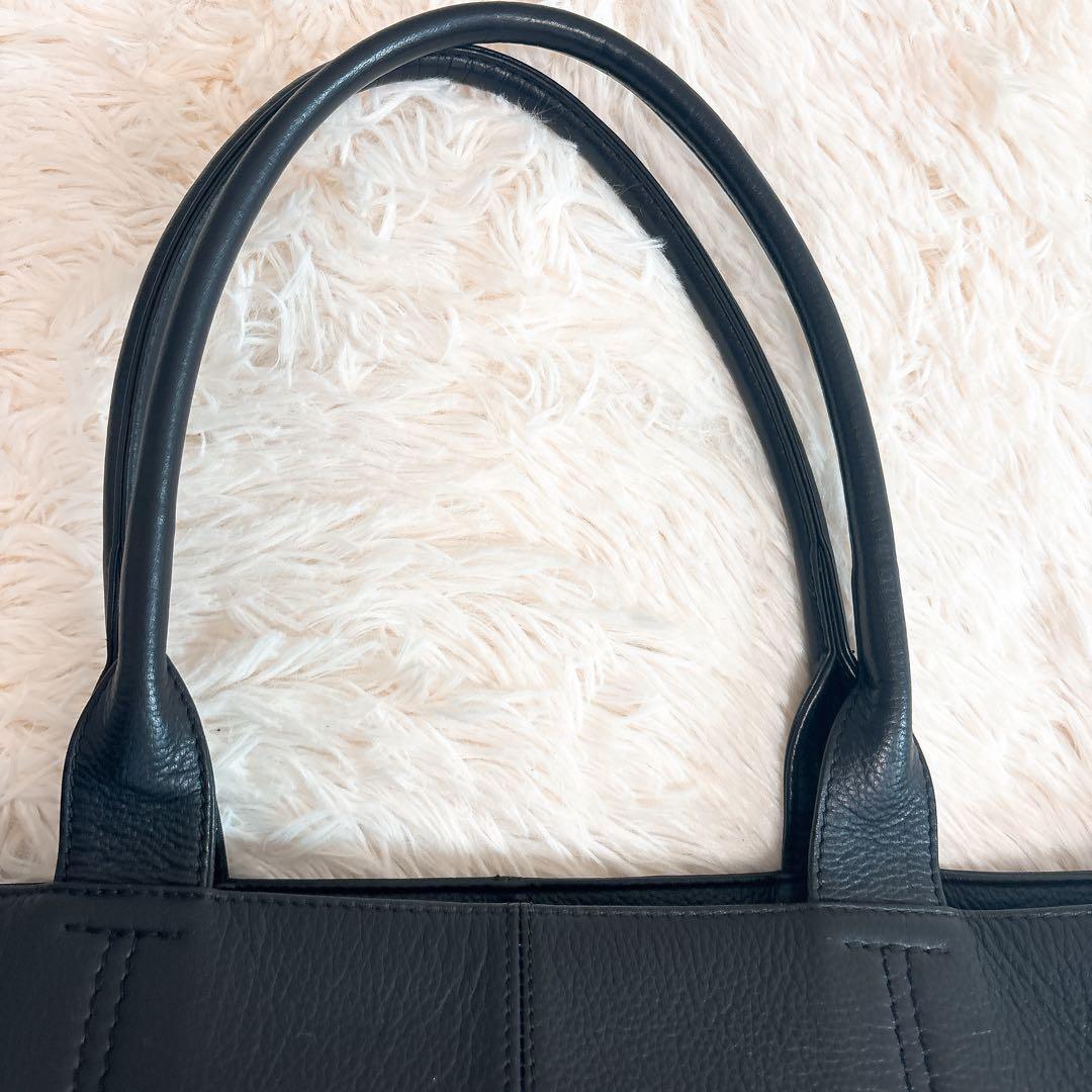 SHIPS 黒 レザー トートバッグ A4収納 シップス 本革 ビジネスバック