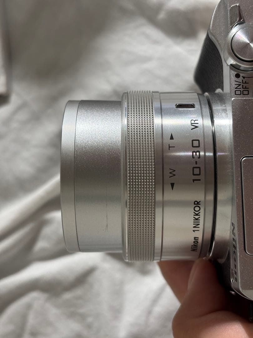 【美品】動作確認済みNikon 1 J5 ミラーレスカメラ