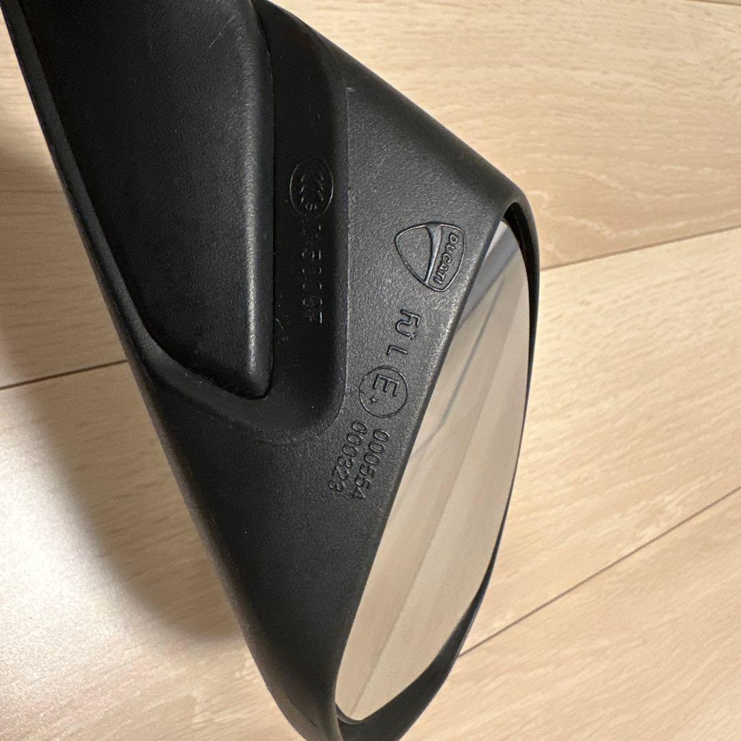 パニガーレv4 純正ミラー　右側