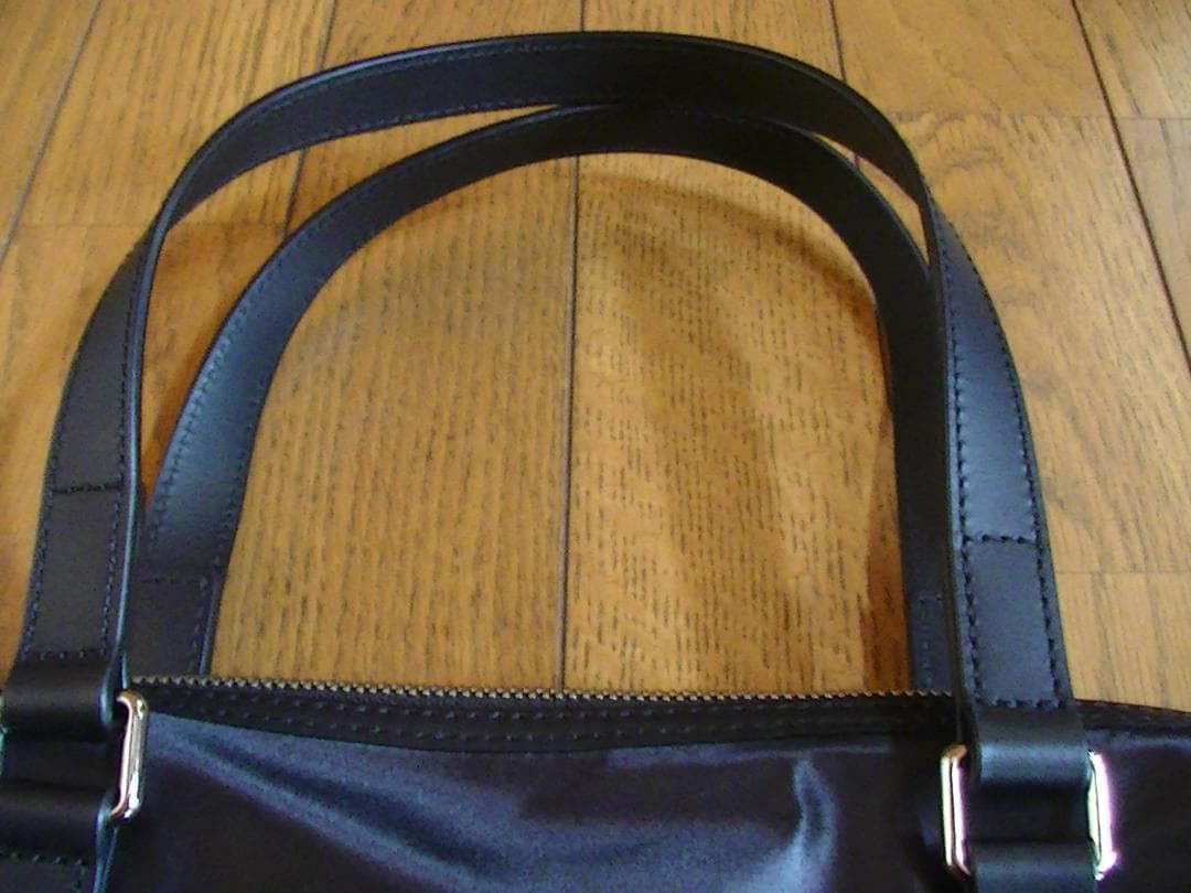 未使用展示品　ハンティングワールドバッグ未使用展示品　カラー黒