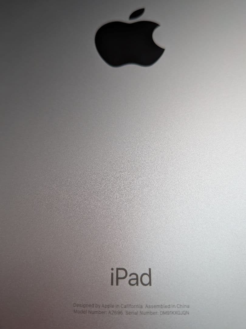 Apple iPad 10.9インチ（第10世代） シルバー 本体