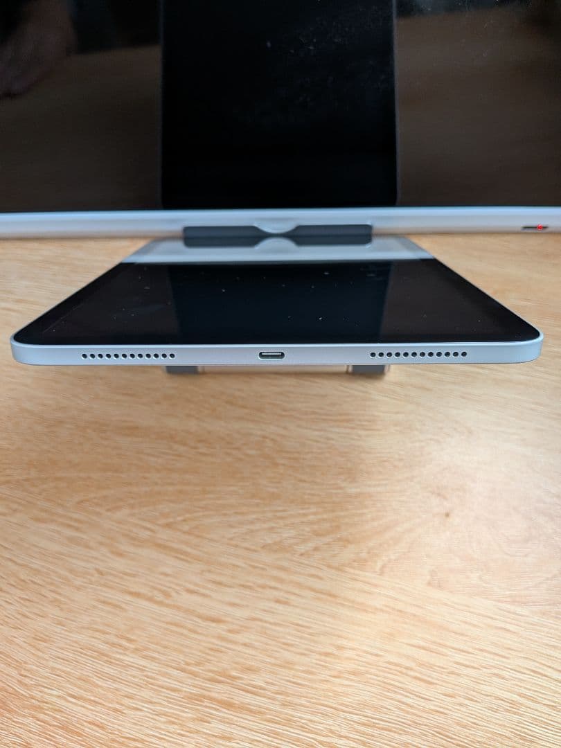 Apple iPad 10.9インチ（第10世代） シルバー 本体