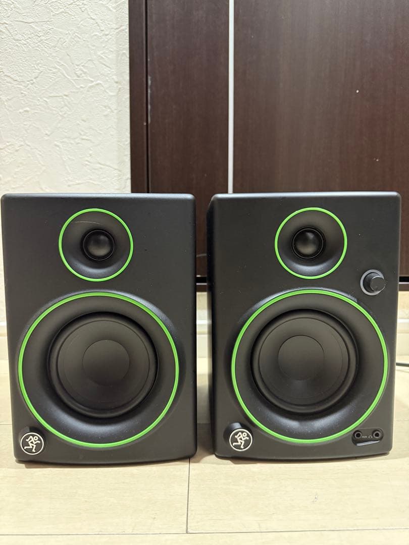 【美品】MACKIE CR4 モニタースピーカー