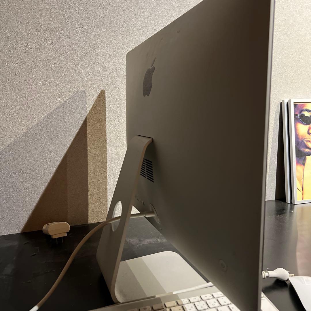 iMac 21.5インチ (2012) ＋ワイヤレスキーボード ＋ マウス