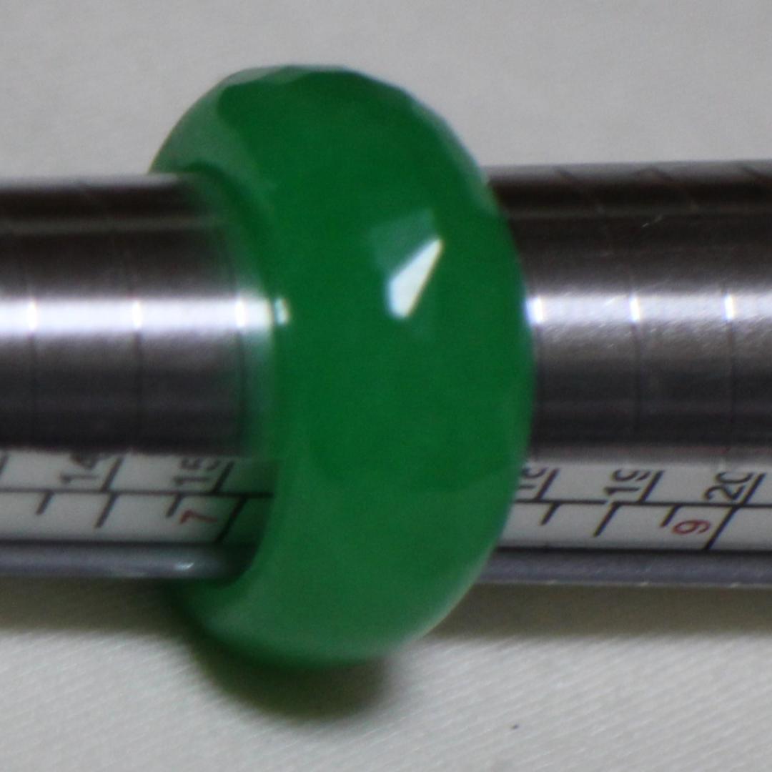 多面カット 本翡翠（推定） くり抜きリング 15号 天然石 ジェダイト 指輪 緑