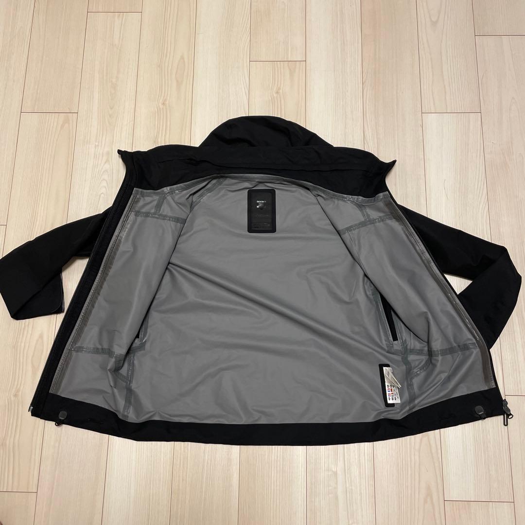 ブラック マウンテンパーカー