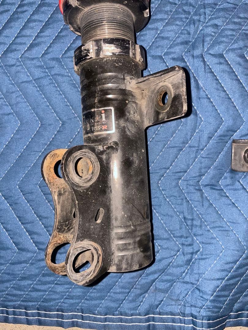 ハリアー60 RSRブラックアイ　フロント車高調